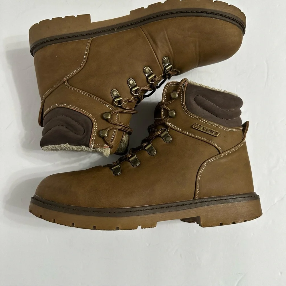 Lugz Men's Tan Grotto Fleece Chukka Boots Size 9.5 Lug Sole Slip Resistant
